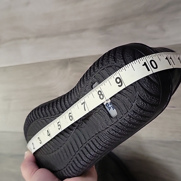 Volks Walkers Black Leather Comfort Loafers - Picture 6 of 7